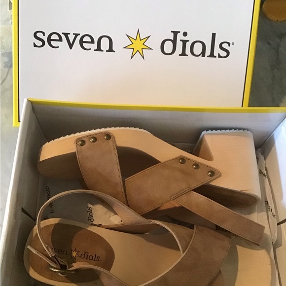 Seven Dials wood clogs *price dropped - Picture 2 of 5